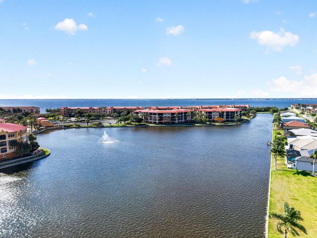 125 COLONY POINT DRIVE, Punta Gorda, FL 33950