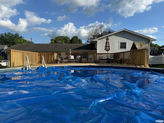 309 E Conrey Street, Williamsville, IL 62693