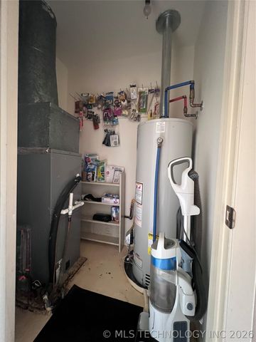 308 E Main, Bokchito, OK 74726