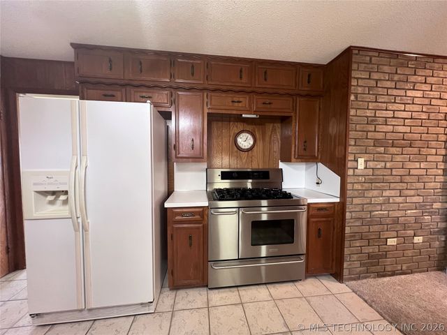 308 E Main, Bokchito, OK 74726