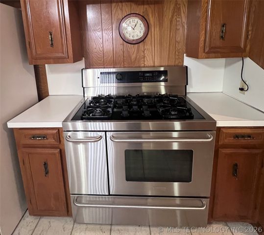 308 E Main, Bokchito, OK 74726