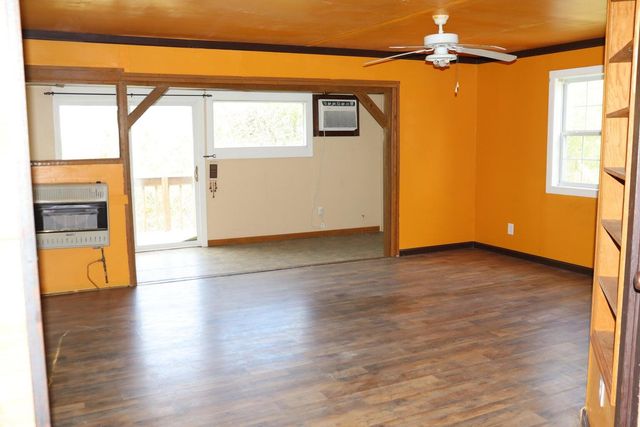 Rt 2 Box 2788, Seymour, MO 65746