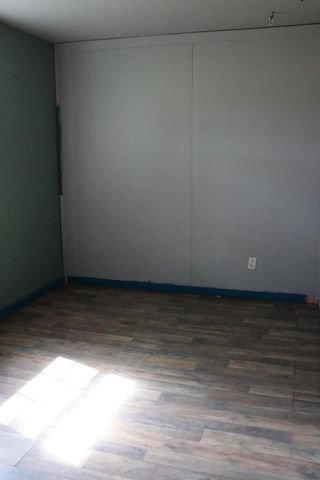 Rt 2 Box 2788, Seymour, MO 65746