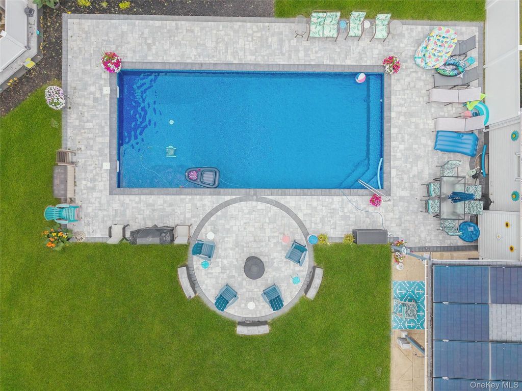 31 Ketay Drive N, East Northport, NY 11731 — photo 3