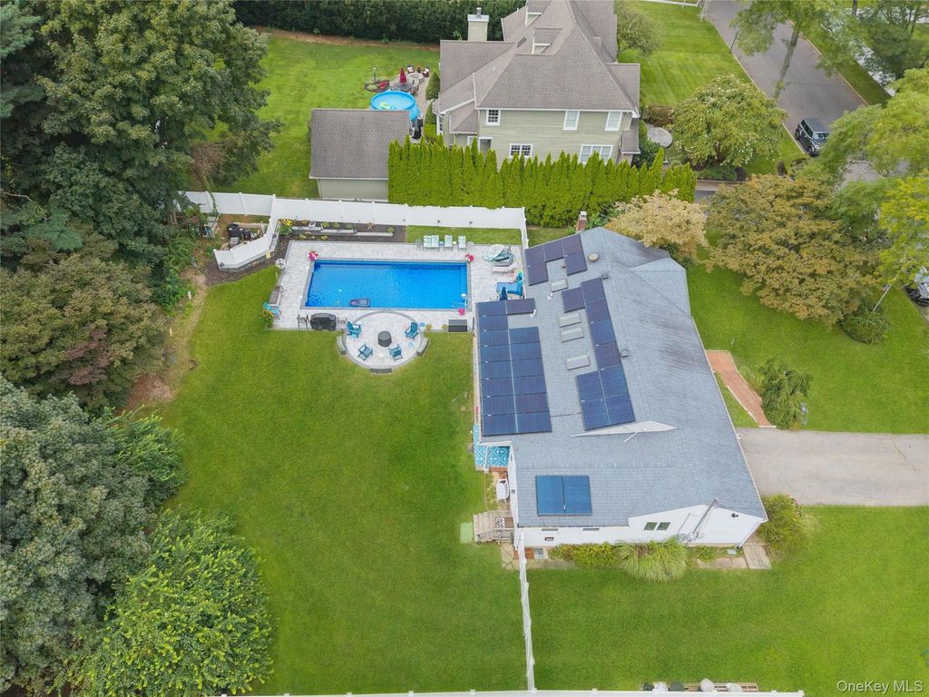 31 Ketay Drive N, East Northport, NY 11731 — photo 4