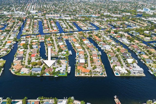 3260 NE 56th Court, Fort Lauderdale, FL 33308