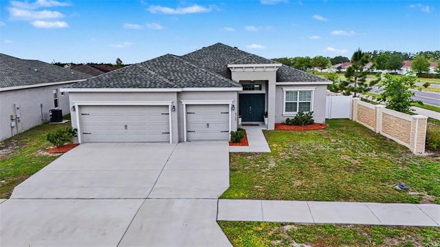 6749 ABBYWOOD LANE, Zephyrhills, FL 33541