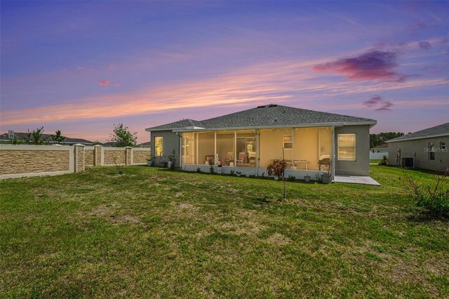 6749 ABBYWOOD LANE, Zephyrhills, FL 33541