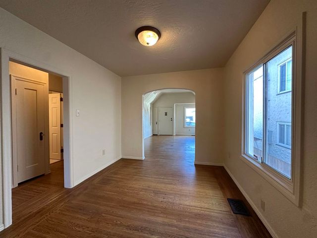 525 28th, Richmond, CA 94804