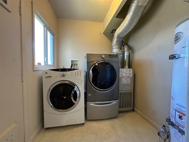 525 28th, Richmond, CA 94804