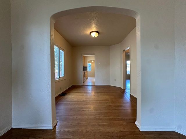 525 28th, Richmond, CA 94804