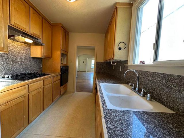 525 28th, Richmond, CA 94804