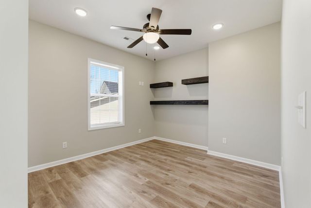 104 4th Street, Cynthiana, KY 41031