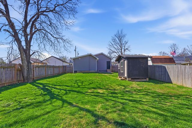 104 4th Street, Cynthiana, KY 41031