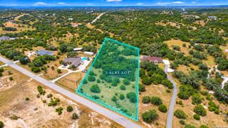 284 SWEET CLOVER DR, Spring Branch, TX 78070