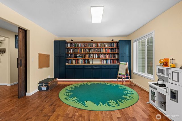 4443 Boston Harbor Road NE, Olympia, WA 98506