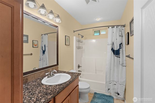4443 Boston Harbor Road NE, Olympia, WA 98506