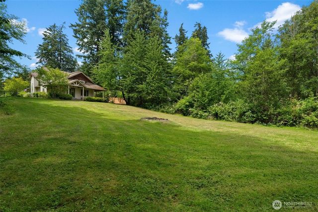 4443 Boston Harbor Road NE, Olympia, WA 98506