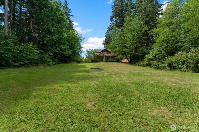 4443 Boston Harbor Road NE, Olympia, WA 98506