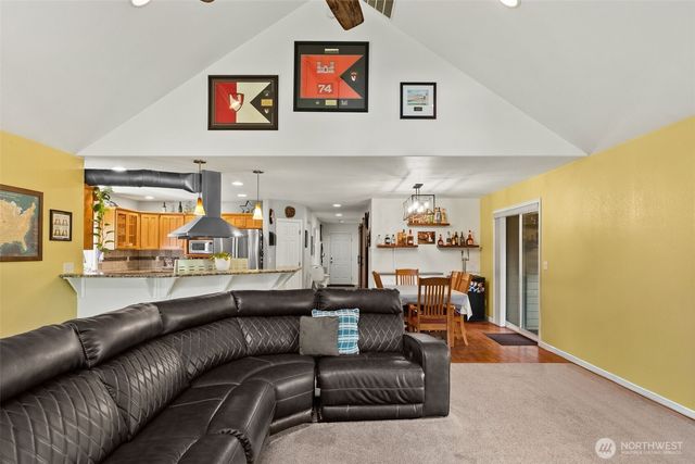 4443 Boston Harbor Road NE, Olympia, WA 98506