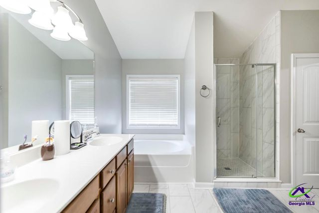 101 Shady Bank Lane, Byron, GA 31008