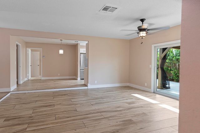 119 W NORFOLK Road, Jupiter, FL 33469