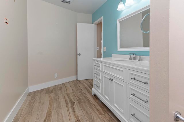 119 W NORFOLK Road, Jupiter, FL 33469
