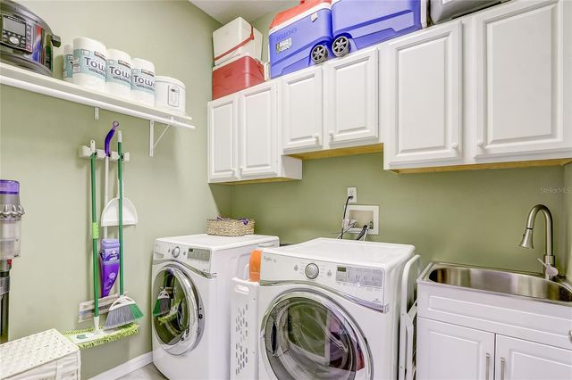 8314 VINTAGE DRIVE, Orlando, FL 32835