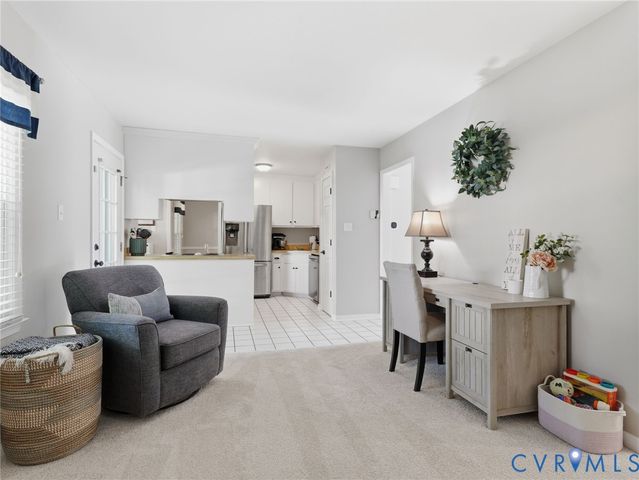 9549 Benbow Rd, North Chesterfield, VA 23235