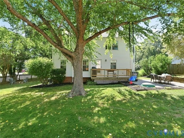 9549 Benbow Rd, North Chesterfield, VA 23235