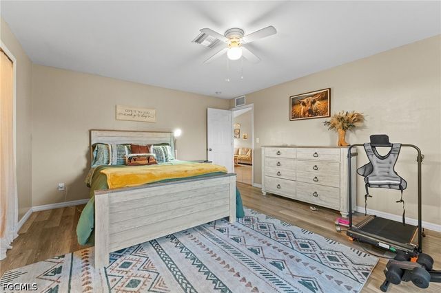 3630 NE 11th PL, Cape Coral, FL 33909
