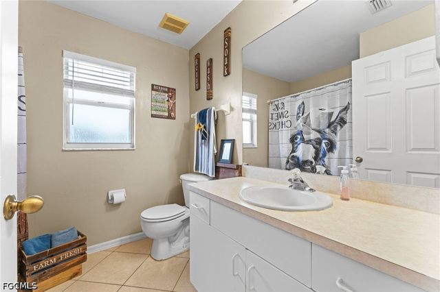 3630 NE 11th PL, Cape Coral, FL 33909