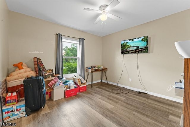 3630 NE 11th PL, Cape Coral, FL 33909