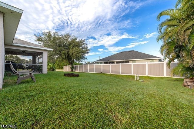 3630 NE 11th PL, Cape Coral, FL 33909