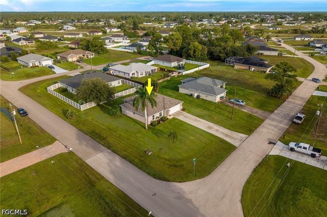 3630 NE 11th PL, Cape Coral, FL 33909
