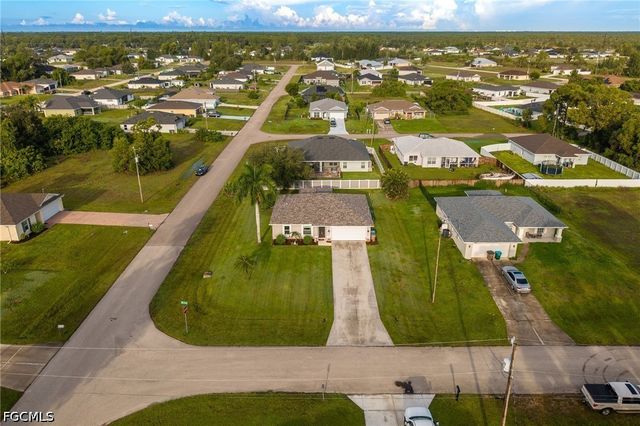 3630 NE 11th PL, Cape Coral, FL 33909