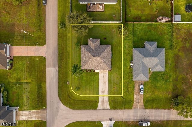 3630 NE 11th PL, Cape Coral, FL 33909