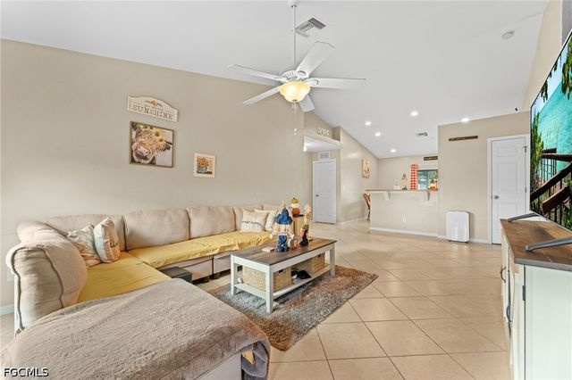 3630 NE 11th PL, Cape Coral, FL 33909