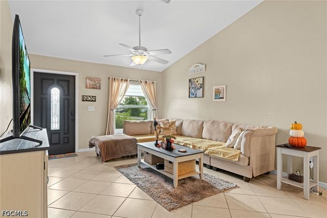 3630 NE 11th PL, Cape Coral, FL 33909