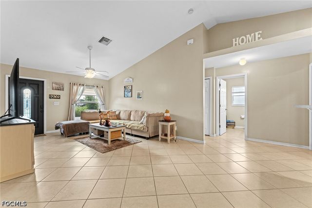 3630 NE 11th PL, Cape Coral, FL 33909