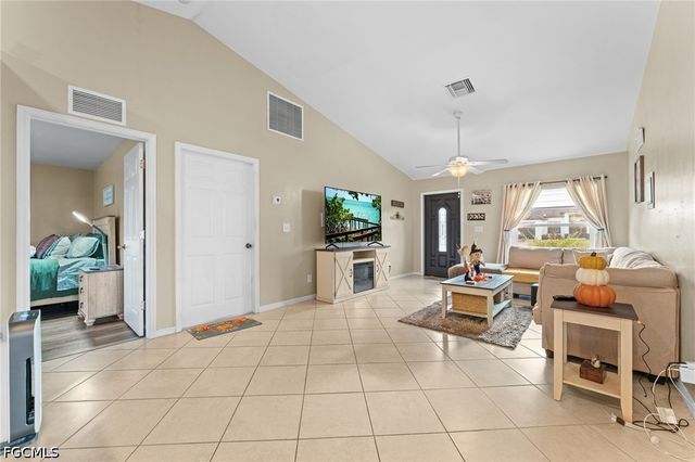 3630 NE 11th PL, Cape Coral, FL 33909