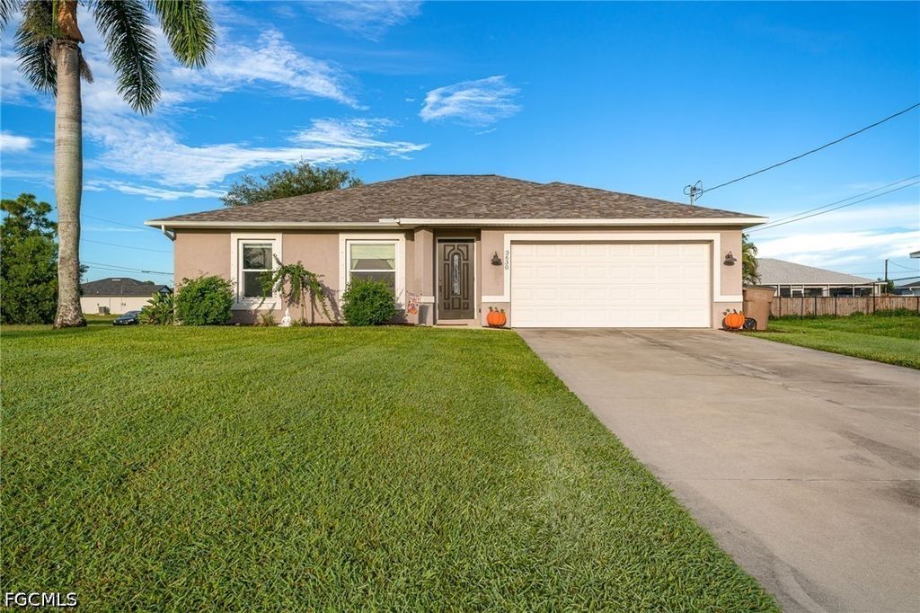 3630 NE 11th PL, Cape Coral, FL 33909