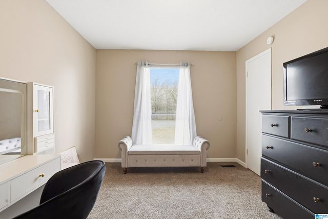 2048 WHITE POST ROAD, Hueytown, AL 35023