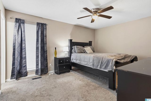 2048 WHITE POST ROAD, Hueytown, AL 35023