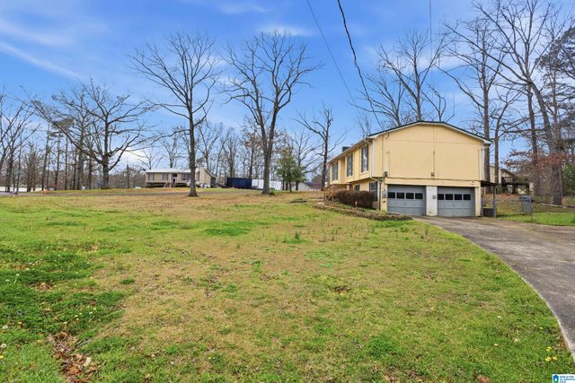 2048 WHITE POST ROAD, Hueytown, AL 35023