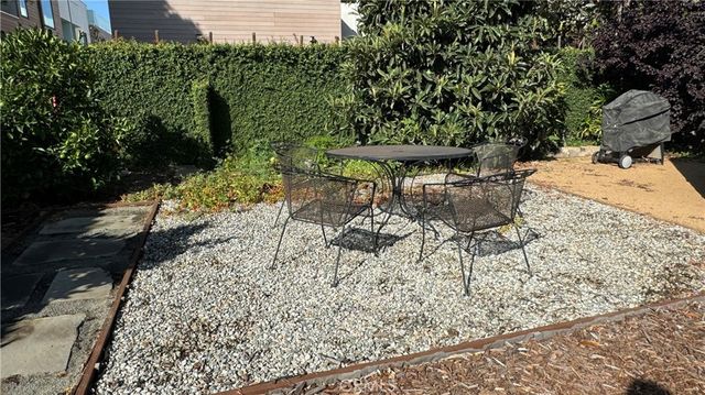 2117 Colby Avenue, West Los Angeles, CA 90025