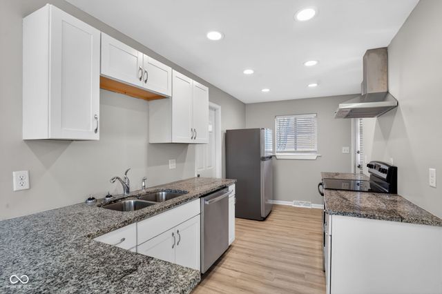 4402 Lesley Avenue, Indianapolis, IN 46226