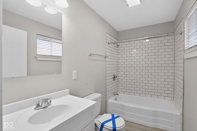 4402 Lesley Avenue, Indianapolis, IN 46226