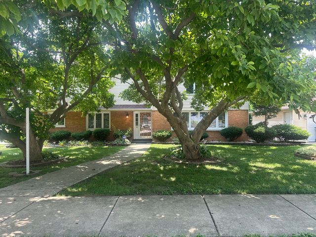 9414 S 69th Avenue, Oak Lawn, IL 60453