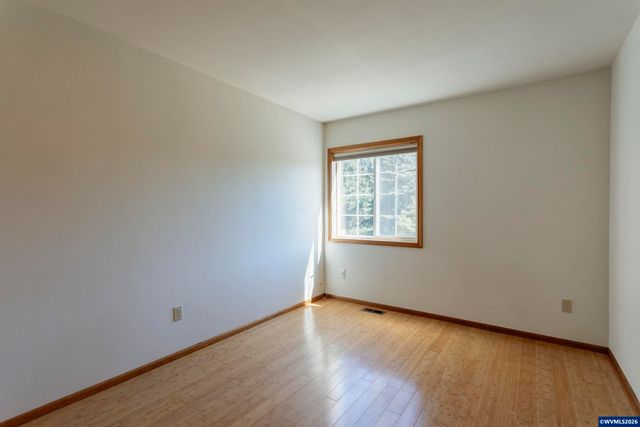 2062 NW Myrtlewood Wy, Corvallis, OR 97330